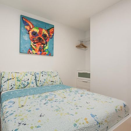 Cozy 2Br Close To Cn Tower & Harbourfront 토론토 외부 사진