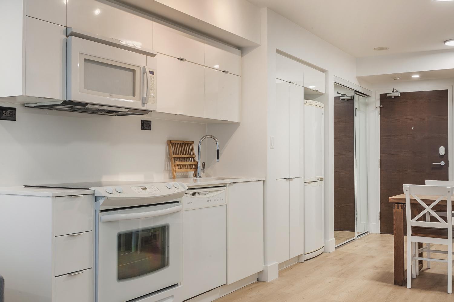 Cozy 2Br Close To Cn Tower & Harbourfront 토론토 외부 사진