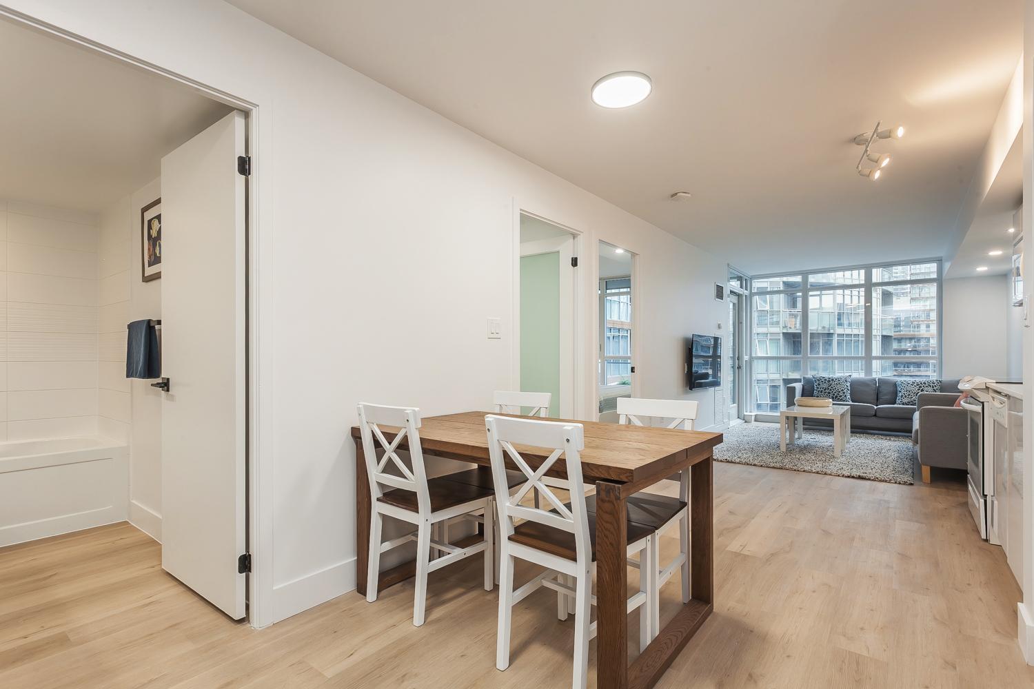 Cozy 2Br Close To Cn Tower & Harbourfront 토론토 외부 사진