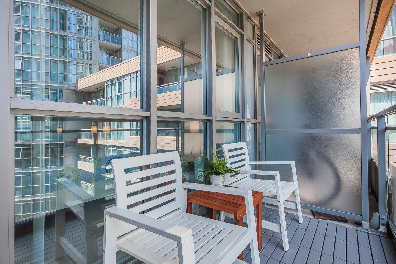 Cozy 2Br Close To Cn Tower & Harbourfront 토론토 외부 사진